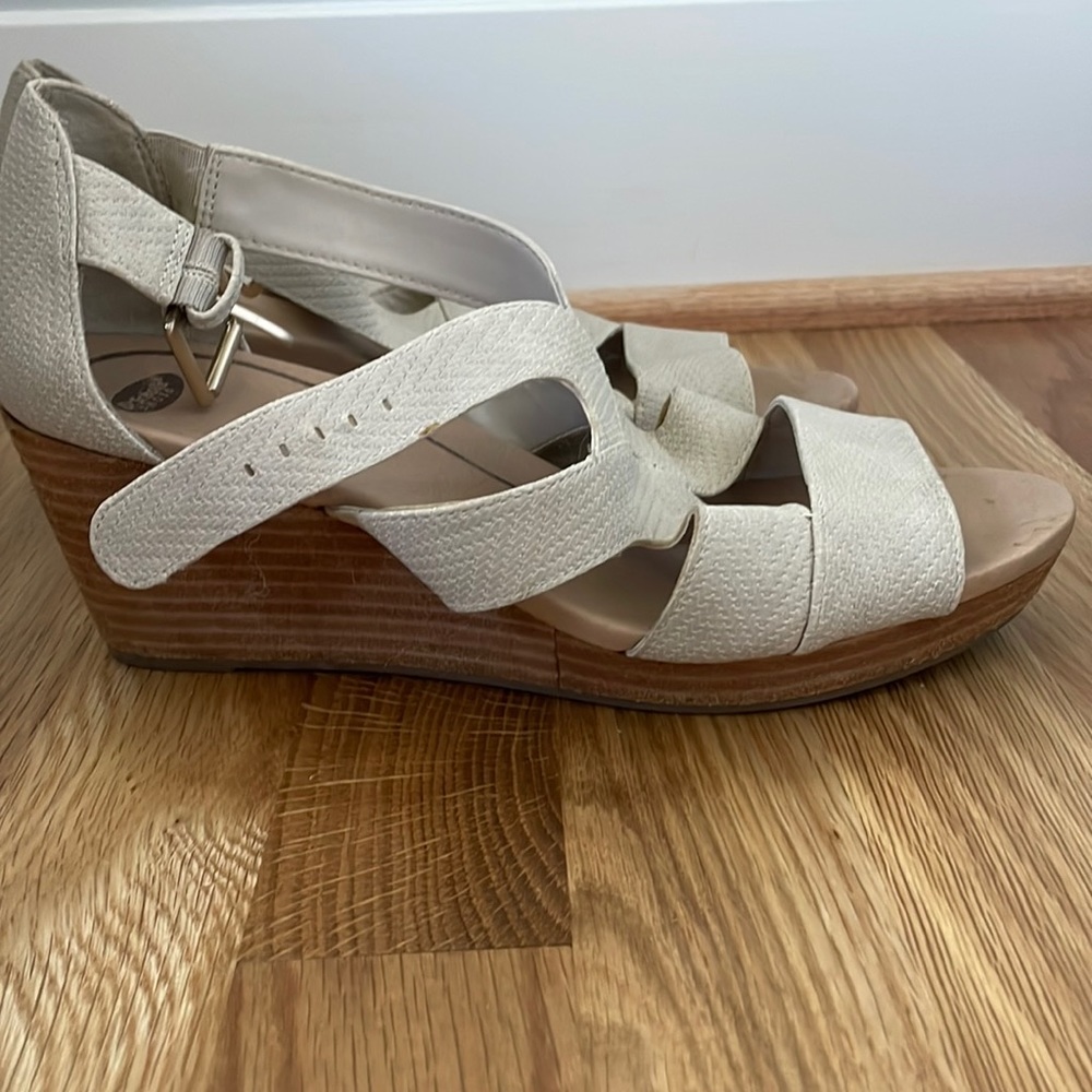 Women’s size 8.5 espadrille style high heels.